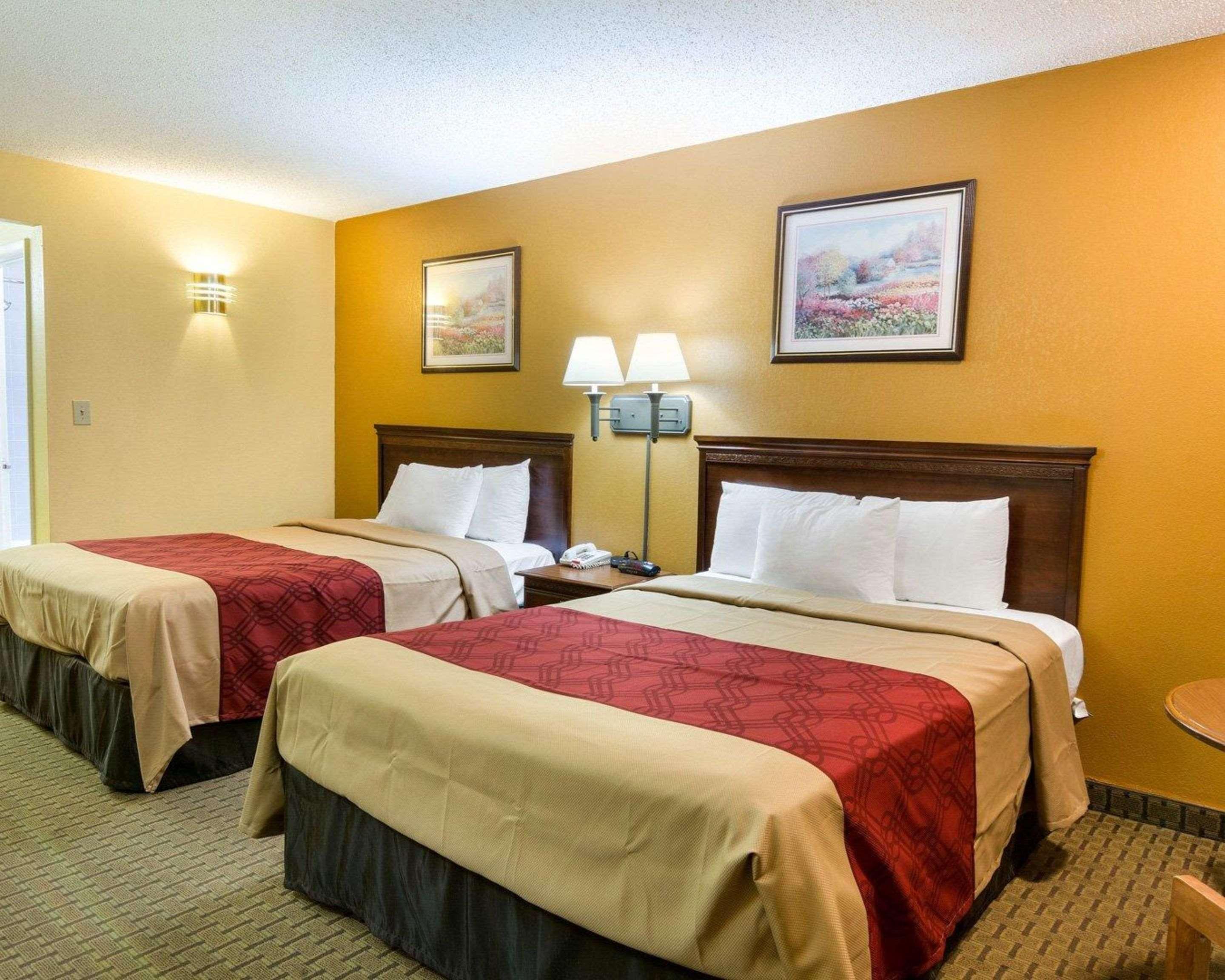 Econo Lodge Fredericksburg Near I-95 Exteriér fotografie